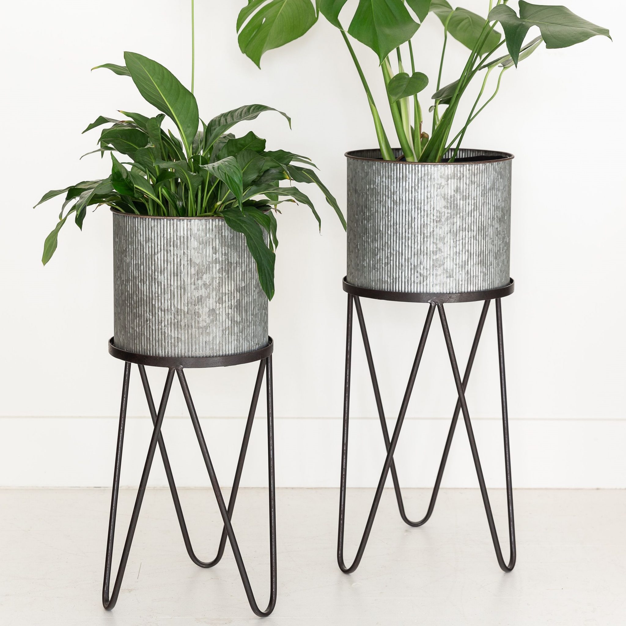 Vintage Tin Planter - Large - Image 2